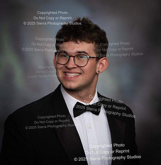 BHS Class of 2026 Senior Yearbook Portraits